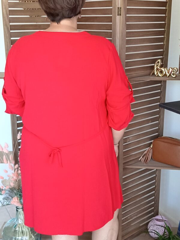 Robe Naffi – Image 3