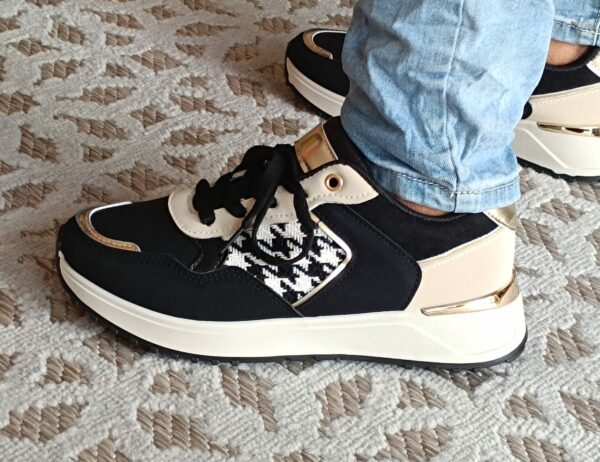 Sneakers style sport noir et beige Shop' ton style